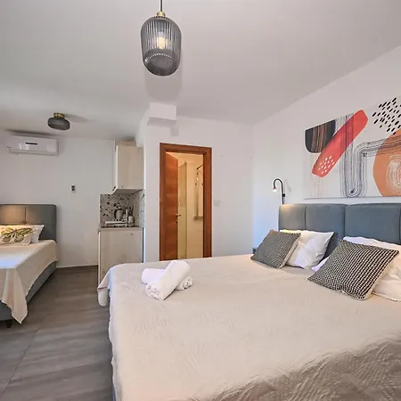 Il Centro Apartments Novalja Extérieur photo