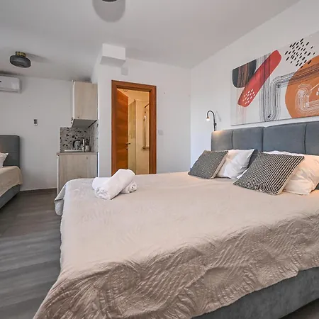 Il Centro Apartments Novalja Extérieur photo