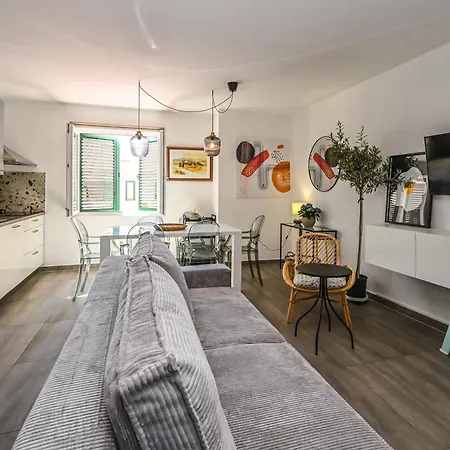Il Centro Apartments Novalja Extérieur photo